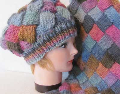 A Entrelac Hat and Scarf Kit color selection