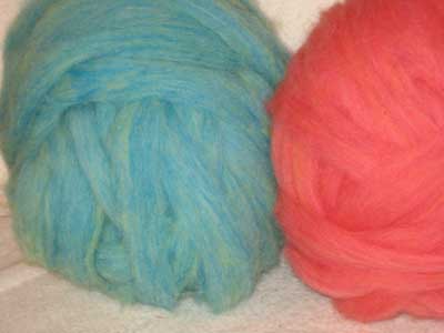 Merino Roving - lt turquois - apple blossom pink