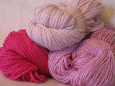 Shepherd's Wool - Pinks Shepherd's Wool - Pinks