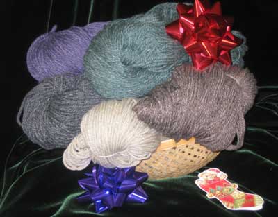 Shepherd's Wool in a gift Basket- The Heathers