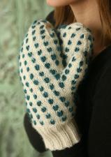 Thrum Mittens -Stuffed Stadium Mitten Pattern